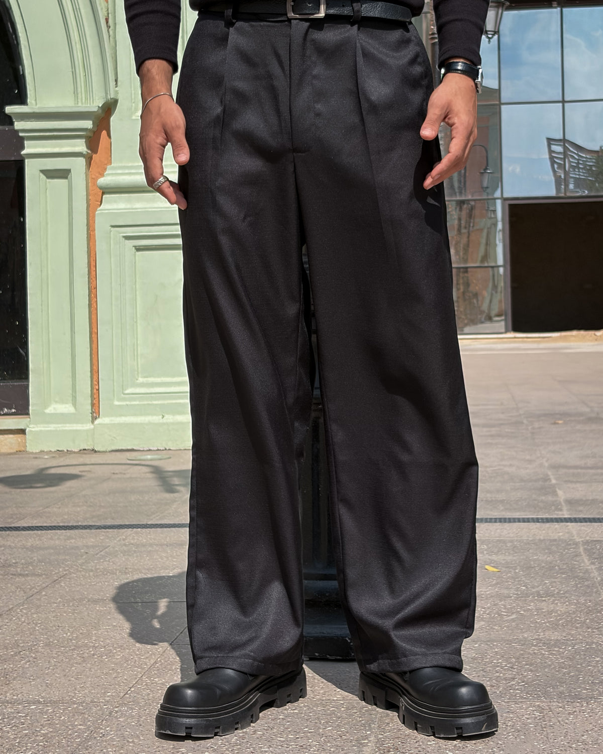 BLACK — Tailored Pants